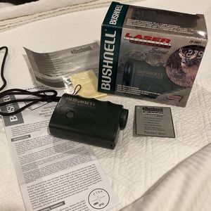 BUSHNELL LASER FAIRWAY FINDER TO DETECT HOW FAR THE FAIRWAY IS OR ANYTHI…